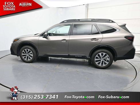 Used 2021 Subaru Outback Premium AWD/4WD image 17
