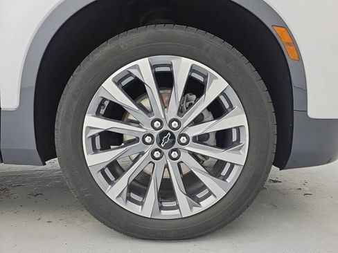 Certified 2023 Chevrolet Blazer Premier w/ Driver Confidence II Package AWD/4WD image 16