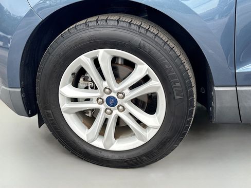 Used 2019 Ford Edge SEL w/ Equipment Group 201A FWD image 42