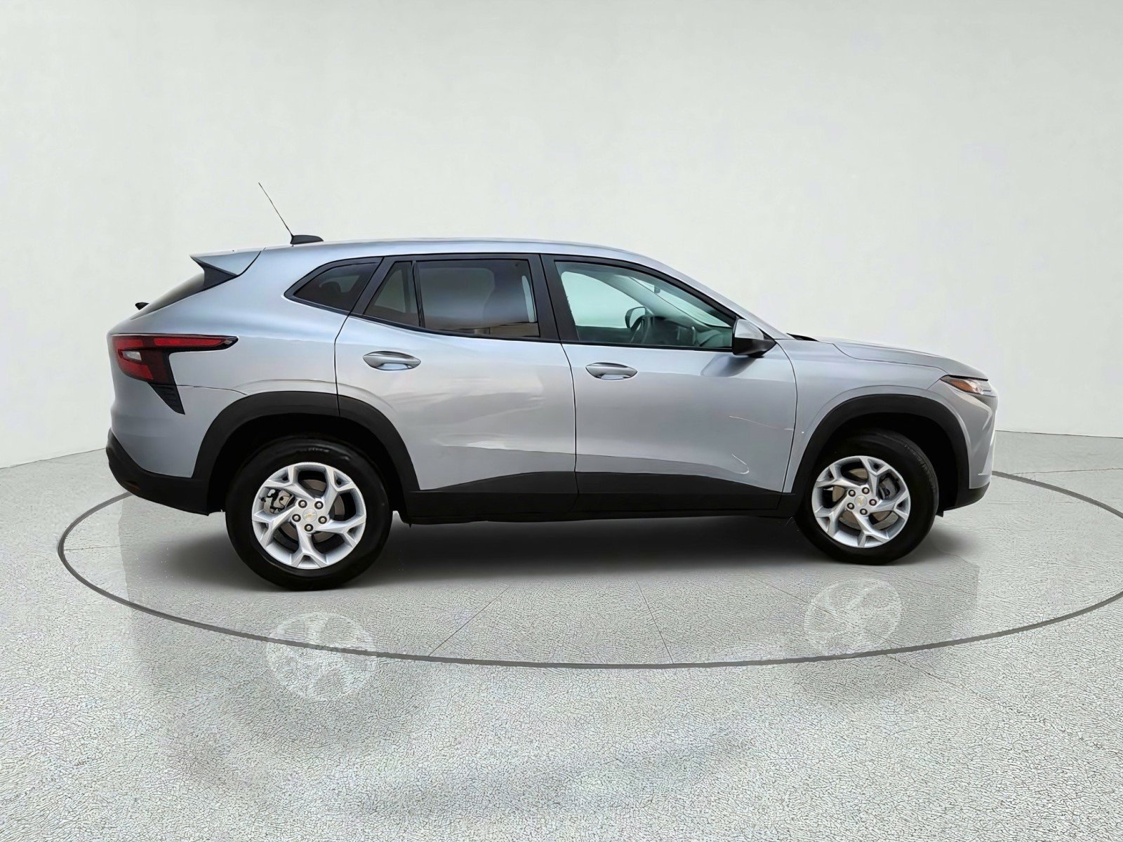 Used 2026 Chevrolet Trax LS w/ LS Convenience Package FWD image 7