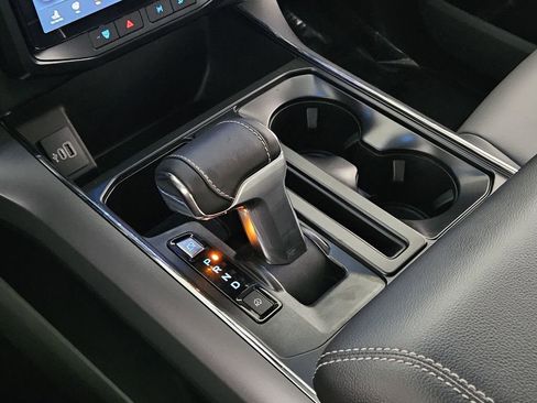 New 2025 Ford F150 Lightning Flash AWD/4WD image 31