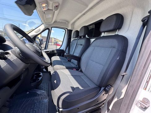 Used 2025 RAM ProMaster 3500 FWD image 17