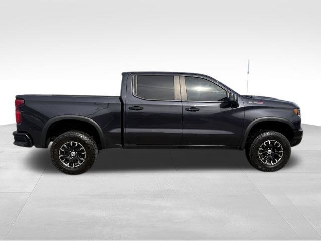 Used 2022 Chevrolet Silverado 1500 ZR2 w/ Technology Package AWD/4WD image 9