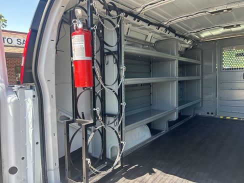 Used 2022 Chevrolet Express 2500 w/ Driver Convenience Package RWD image 29