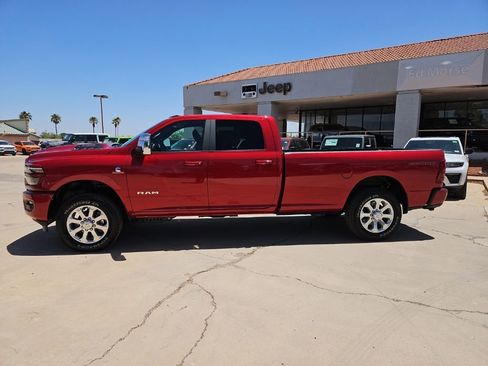 New 2026 RAM 2500 Laramie AWD/4WD image 2