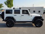 Used 2013 Jeep Wrangler Unlimited Sahara image 2