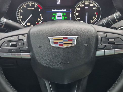 Used 2020 Cadillac XT4 Premium Luxury w/ Cold Weather Package FWD image 17