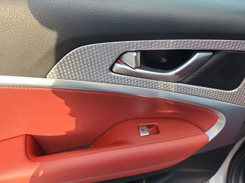 Used 2023 Genesis G70 2.0T w/ Sport Prestige Package image 28