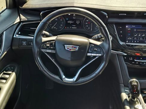 Used 2020 Cadillac XT6 Premium Luxury AWD/4WD image 7