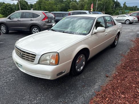 Used 2000 Cadillac De Ville DHS w/ Safety/Security Pkg FWD image 3