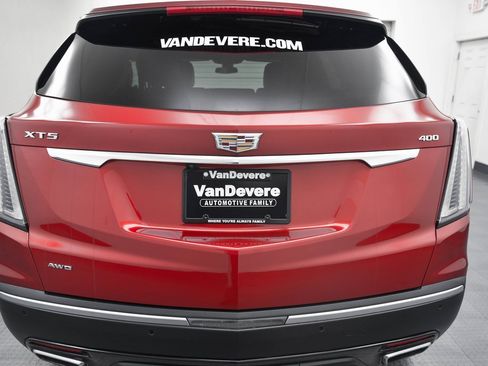 Used 2021 Cadillac XT5 Sportv w/ LPO, Floor Liner Package image 5