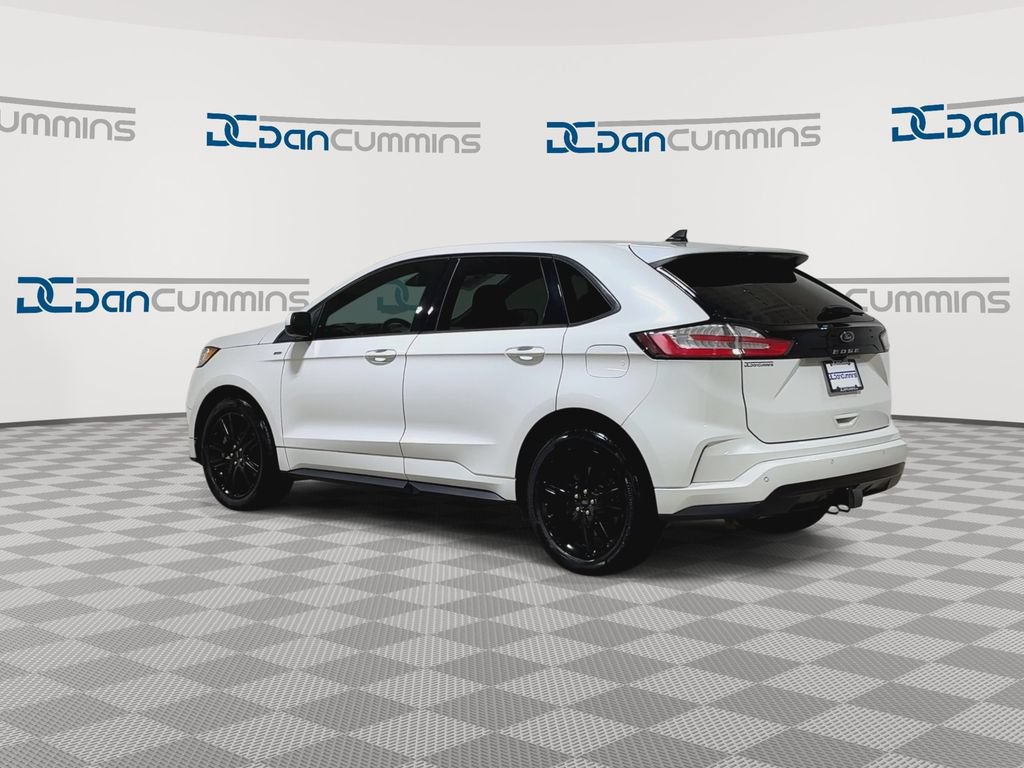 Used 2024 Ford Edge ST-Line w/ Class II Trailer Tow Package AWD/4WD image 6