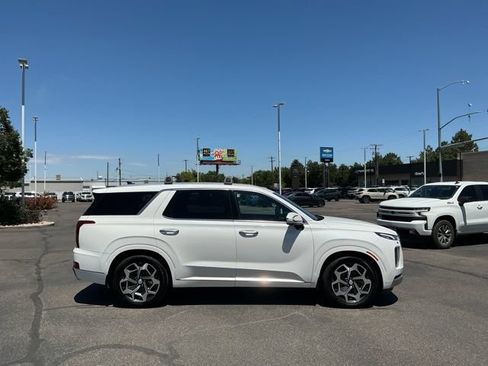 Used 2022 Hyundai Palisade Calligraphy w/ Winter Package AWD/4WD image 2
