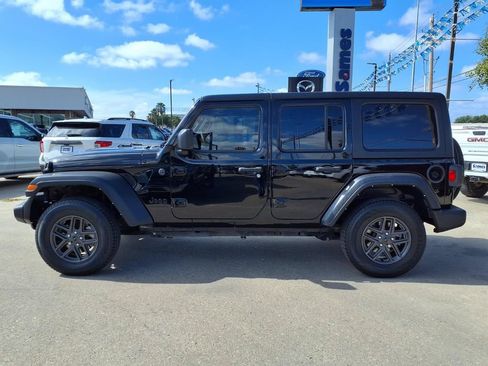 Used 2024 Jeep Wrangler Unlimited Sport AWD/4WD image 5
