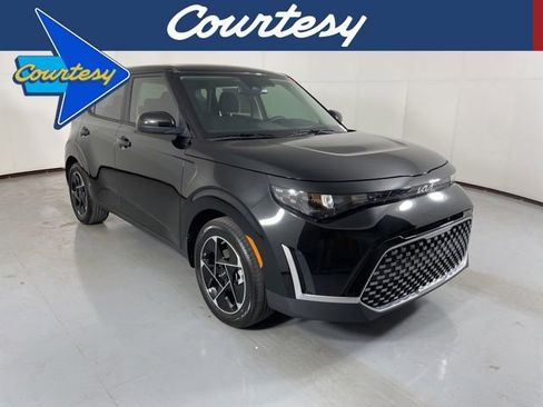 New 2025 Kia Soul EX image 1