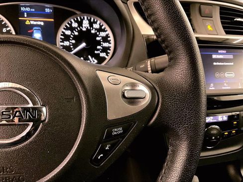 Used 2019 Nissan Sentra SV FWD image 18