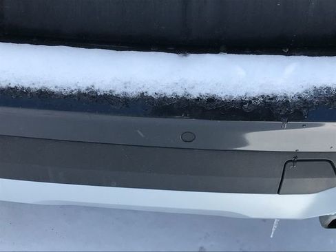 Used 2023 BMW X3 xDrive30i image 4