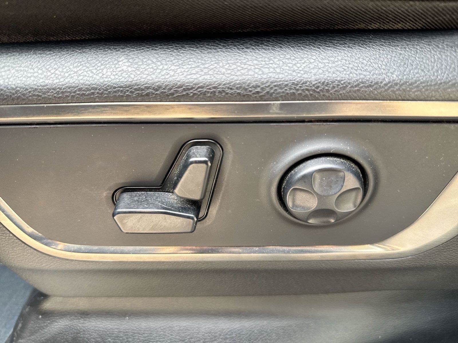 Used 2019 RAM 1500 Limited AWD/4WD image 4