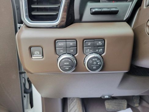 Used 2022 GMC Sierra 1500 Denali w/ Technology Package image 15