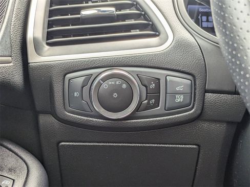 Used 2023 Ford Edge ST-Line image 17