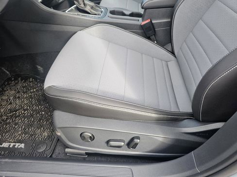 New 2026 Volkswagen Jetta SE image 13