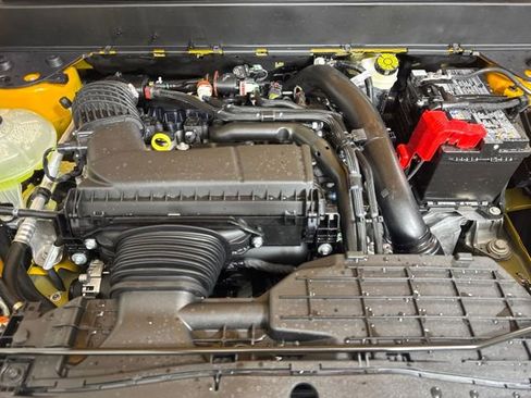 Certified 2026 Ford Maverick XL AWD/4WD image 9