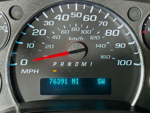 Used 2021 Chevrolet Express 2500 Work Van w/ Driver Convenience Package image 15