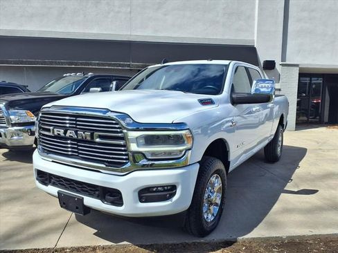 Used 2024 RAM 2500 Laramie w/ Safety Group AWD/4WD image 4