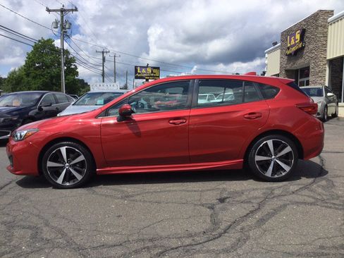 Used 2017 Subaru Impreza 2.0i Sport AWD/4WD image 11