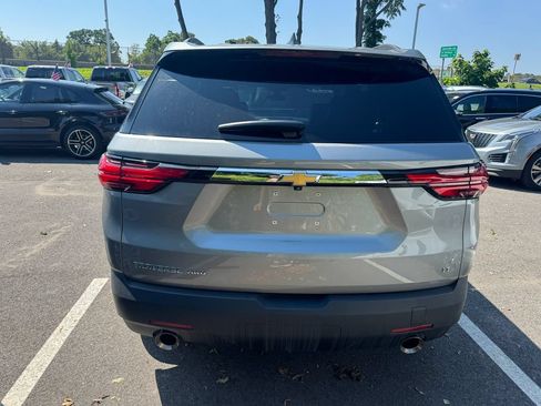 Used 2023 Chevrolet Traverse LT AWD/4WD image 5