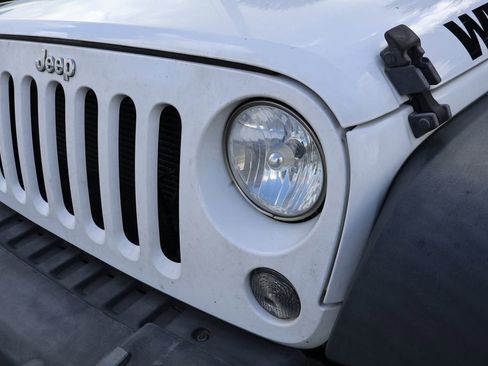 Used 2015 Jeep Wrangler Sport w/ Quick Order Package 24S AWD/4WD image 3