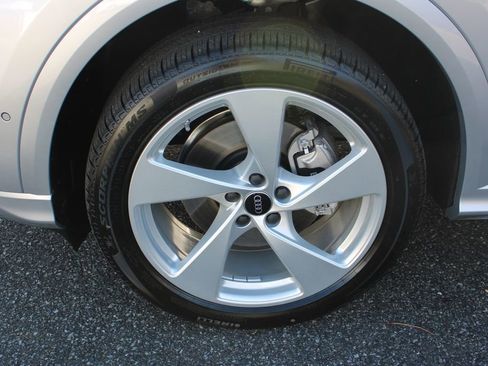 New 2025 Audi Q5 Premium Plus image 33