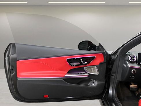 Used 2024 Mercedes-Benz CLE 300 4MATIC Coupe image 32