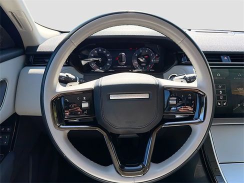 Used 2025 Land Rover Range Rover Velar S image 40