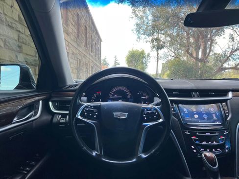 Used 2017 Cadillac XTS Luxury image 15