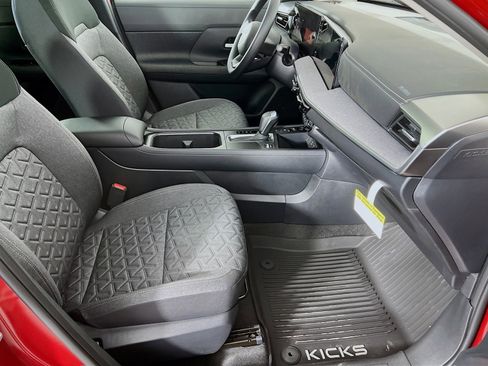 New 2026 Nissan Kicks SV w/ SV Premium Package FWD image 21