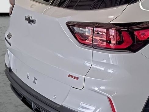 New 2026 Chevrolet TrailBlazer RS w/ Convenience Package FWD image 15