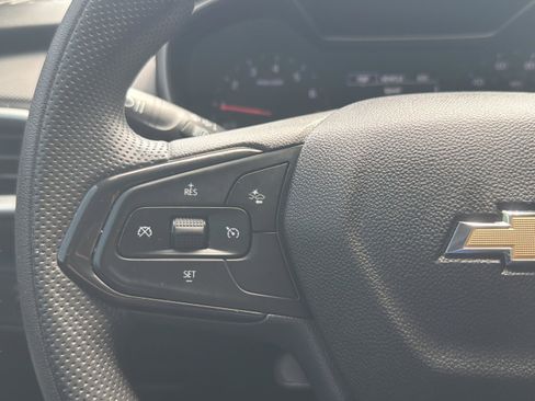 Used 2023 Chevrolet TrailBlazer LS FWD image 10