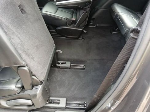 Used 2024 Jeep Wagoneer Series III image 13