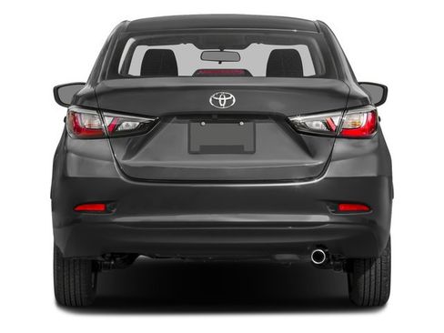 Used 2017 Toyota Yaris iA FWD image 8
