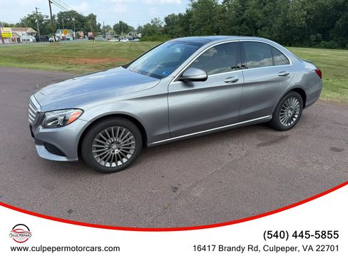 Used 2015 Mercedes-Benz C 300 4MATIC Sedan image 2