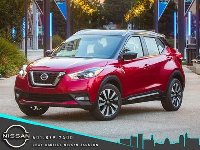 Used 2019 Nissan Kicks S