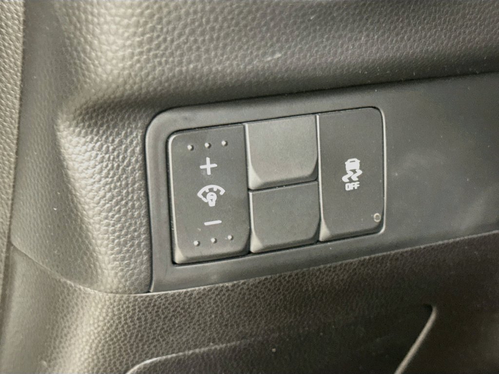 Used 2017 Kia Soul + FWD image 10