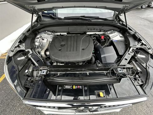 Certified 2023 Volvo XC60 B5 Core w/ Climate Package image 14