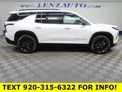 Used 2024 Chevrolet Traverse RS w/ LPO, Floor Liner Package image 2