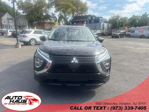 Used 2025 Mitsubishi Eclipse Cross SE AWD/4WD image 2