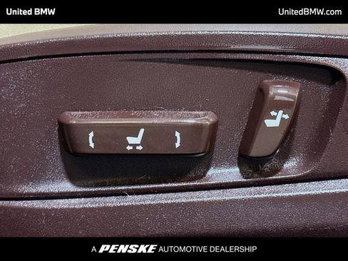 Used 2016 Lexus ES 350 w/ Luxury Package w/Wood Trim FWD image 4