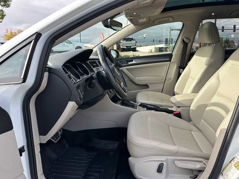 Used 2019 Volkswagen Golf Alltrack SE image 20