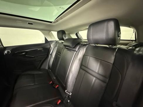 Certified 2021 Land Rover Range Rover Evoque S AWD/4WD image 22