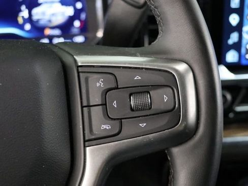 Used 2024 Chevrolet Silverado 1500 LT AWD/4WD image 23